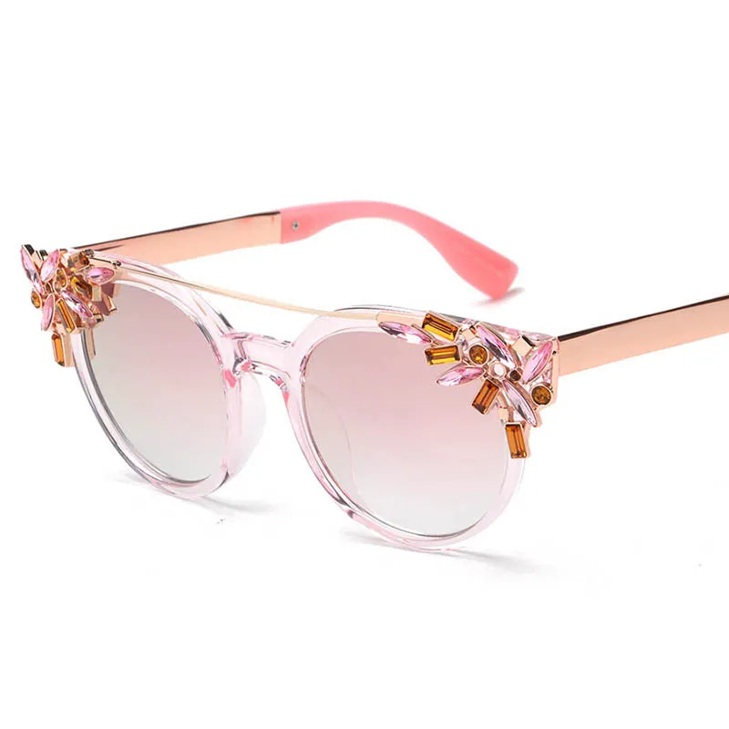 Women's Fashion Summer Sunglasses With Crystal Decoration