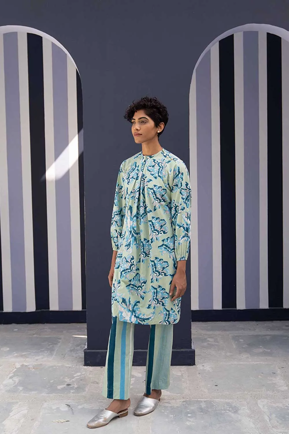 YAM   I  Paseo De Gracia  ROSE ISLAND KURTA SET 2  (KURTA & PANTS) COTTON GREEN YAMBILLIE40
