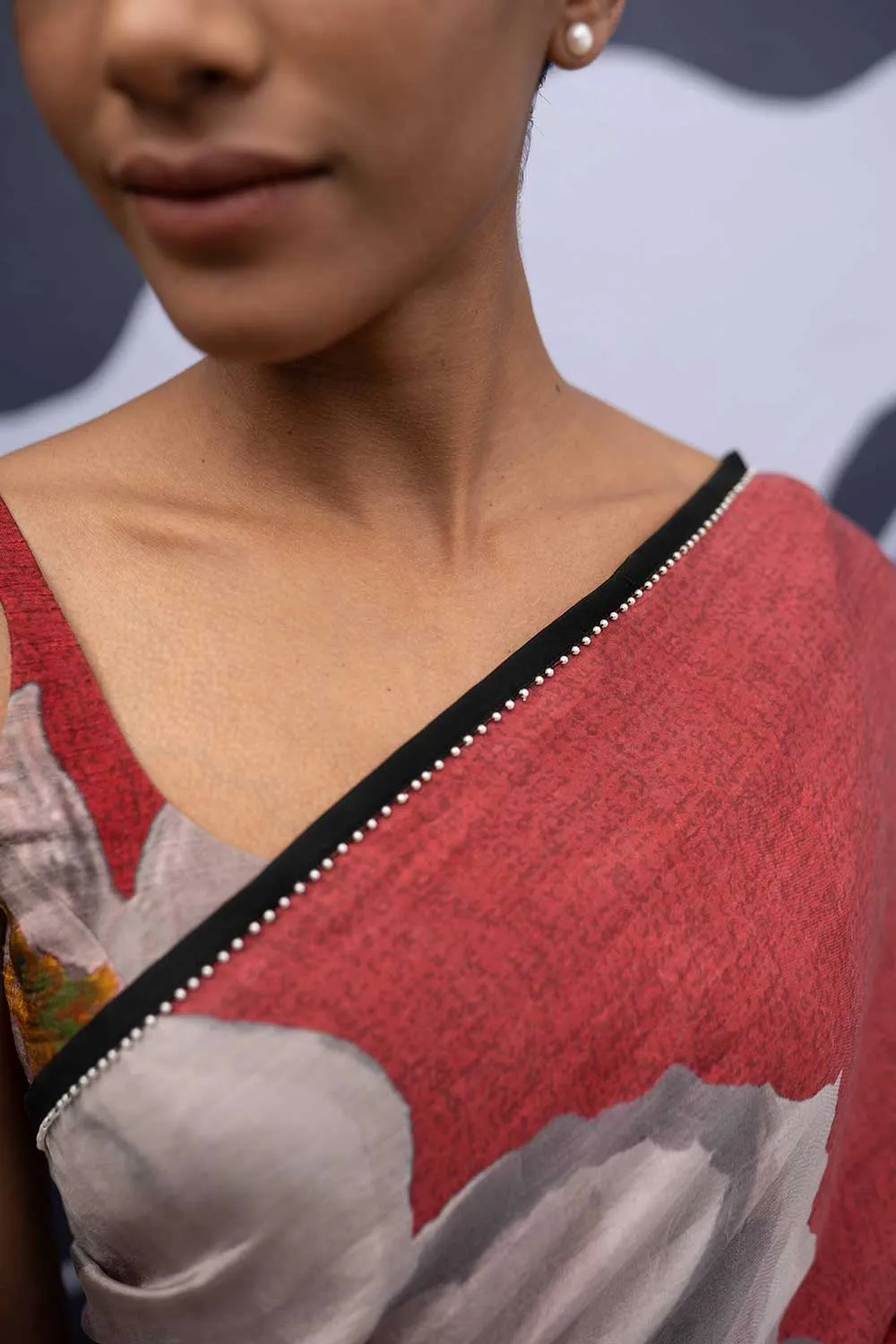 YAM   I   Vitoria RED POPPIES SAREE 1  (SAREE)  [BLOUSE STITCHED/ UNSTITCHED NOT INCLUDED] PURE HABUTAI SILK RED YAMSR17