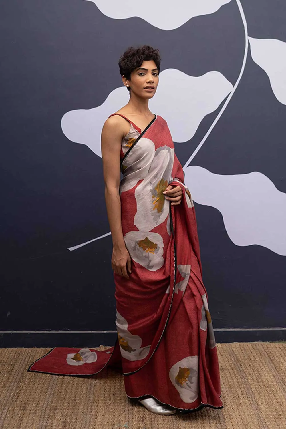 YAM   I   Vitoria RED POPPIES SAREE 1  (SAREE)  [BLOUSE STITCHED/ UNSTITCHED NOT INCLUDED] PURE HABUTAI SILK RED YAMSR17